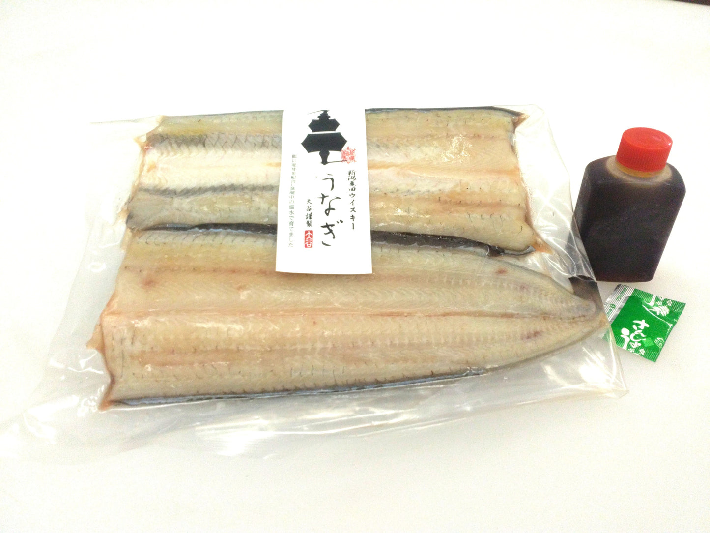 BBQで贅沢に楽しむ新潟ウイスキーうなぎ（冷凍・生）　 一尾（約200g）
